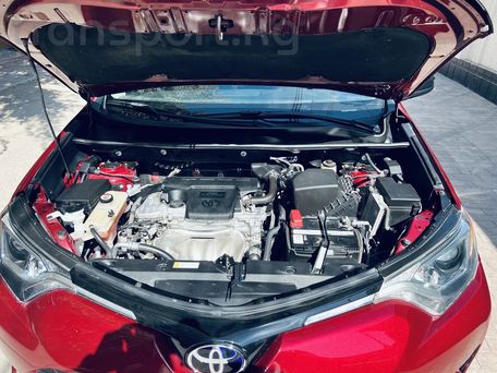 Toyota RAV4, 2018 — фото 12