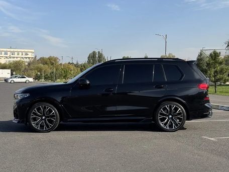 BMW X7, 2022 — 照片 6