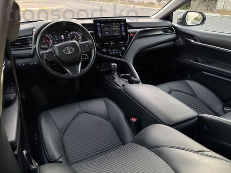 Toyota Camry, 2021 — 照片 10