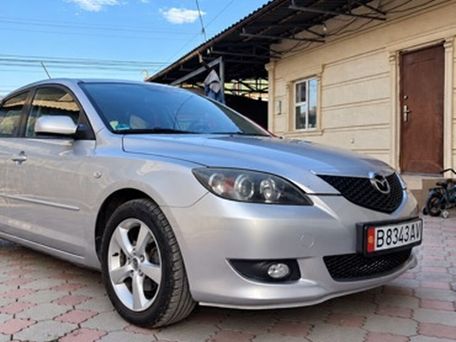 Mazda 3, 2004 — 照片 2