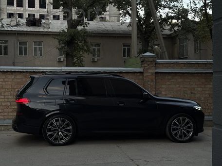 BMW X7, 2021 — photo 8
