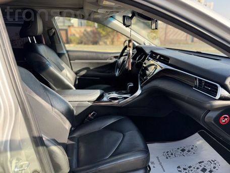 Toyota Camry, 2018 — photo 6