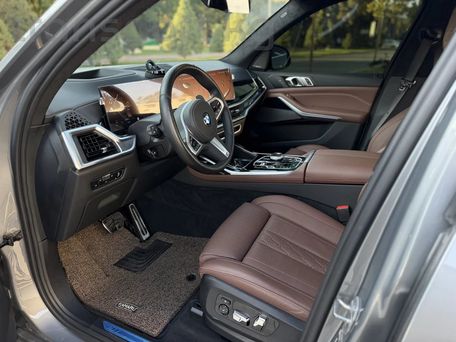 BMW X7, 2023 — photo 7