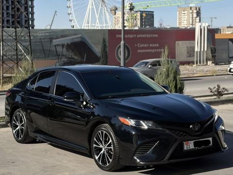 Toyota Camry, 2018