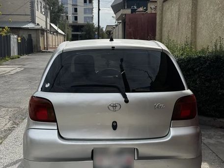 Toyota Vitz, 2001 — photo 4