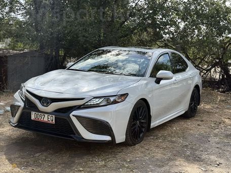 Toyota Camry, 2023 — 照片 5