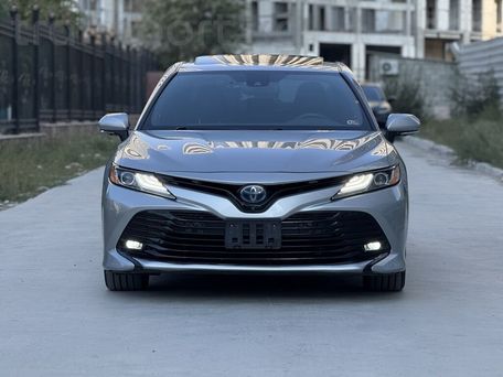 Toyota Camry, 2020 — фото 2