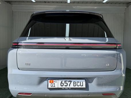 Li Auto (Lixiang) L8, 2025 — 照片 8