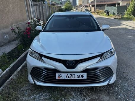 Toyota Camry, 2018 — сүрөт 2