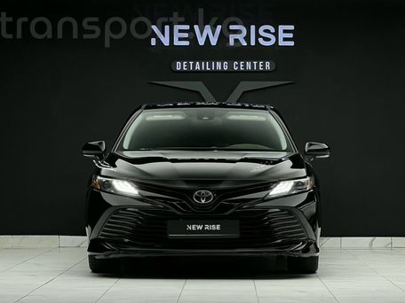 Toyota Camry, 2019 — photo 2