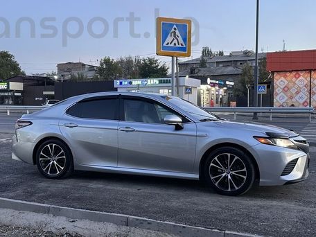 Toyota Camry, 2018 — photo 3