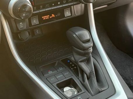 Toyota RAV4, 2021 — photo 8