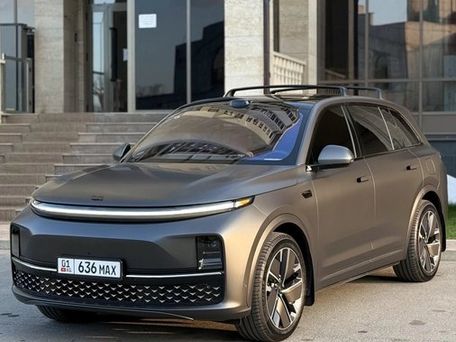 Li Auto (Lixiang) L7, 2025 — 照片 2
