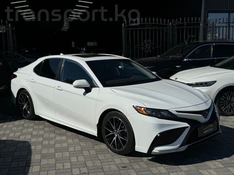 Toyota Camry, 2023 — фото 1