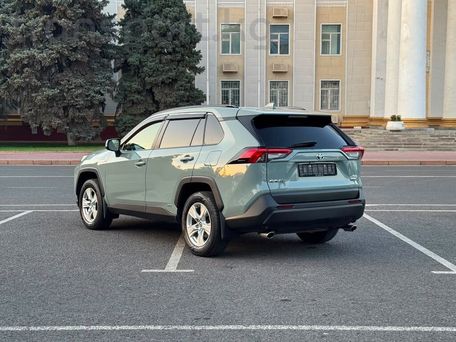 Toyota RAV4, 2019 — фото 2