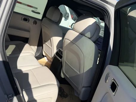 Li Auto (Lixiang) L6, 2024 — photo 4