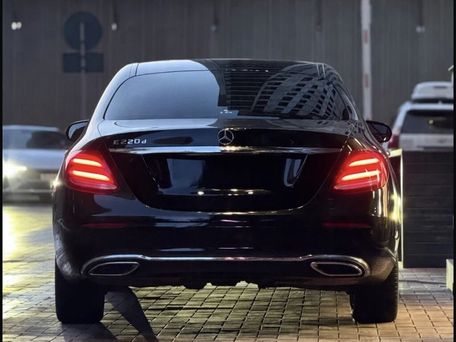 Mercedes-Benz E-Class, 2019 — photo 3