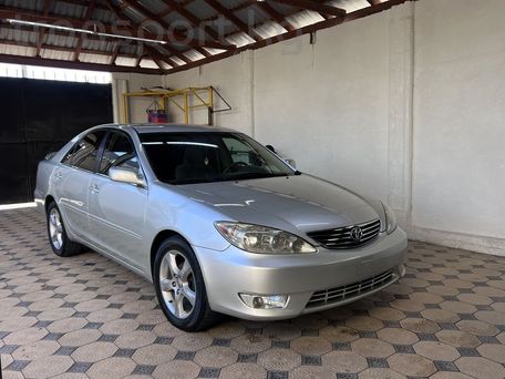 Toyota Camry, 2005 — photo 1