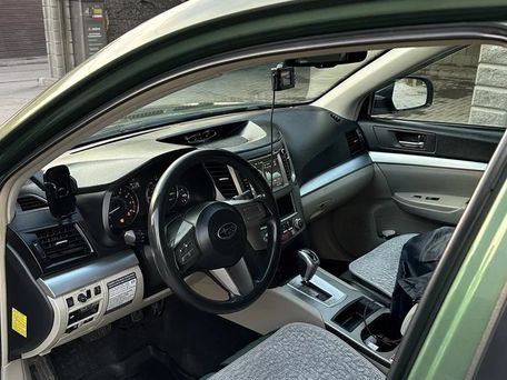 Subaru Outback, 2011 — фото 4