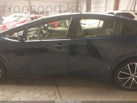 Toyota Prius v (+), 2023 — фото 14