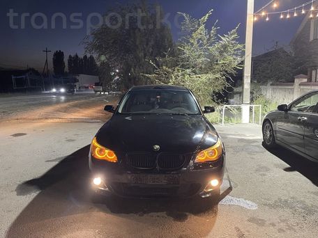 BMW 5 серии, 2004 — 照片 1