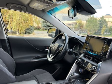 Toyota Venza, 2021 — photo 11