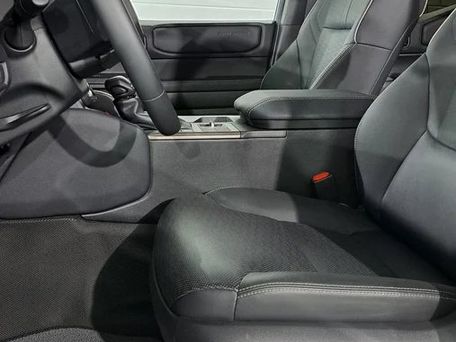 Toyota Land Cruiser Prado, 2024 — сүрөт 8