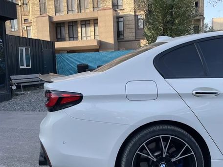 BMW 5 серии, 2017 — 照片 6