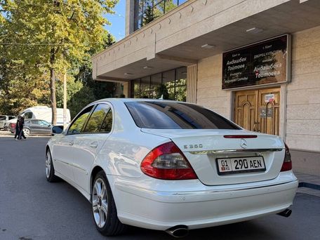 Mercedes-Benz E-Класс, 2008 — фото 5