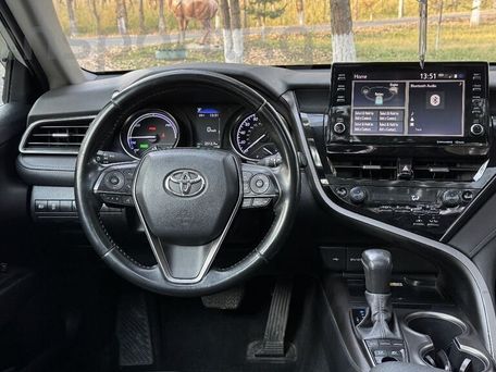 Toyota Camry, 2022 — photo 8