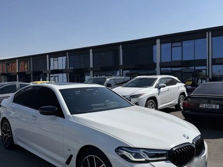 BMW 5 серии, 2021