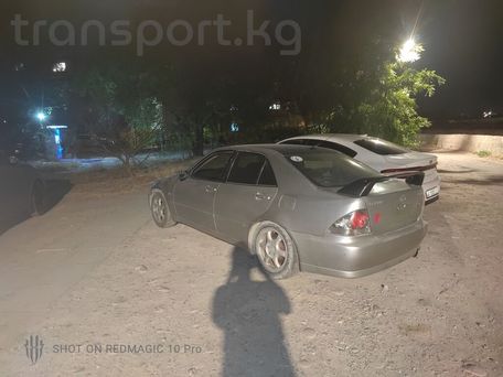 Toyota Altezza, 2002