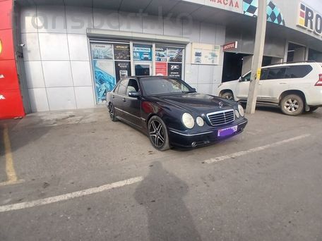 Mercedes-Benz E-Class, 2001 — photo 3