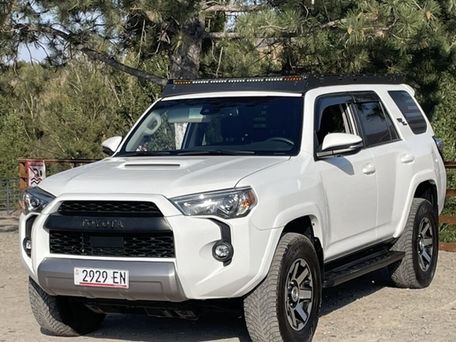 Toyota 4Runner, 2020 — сүрөт 4