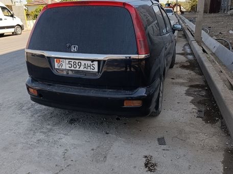Honda Stream, 2002 — 照片 3