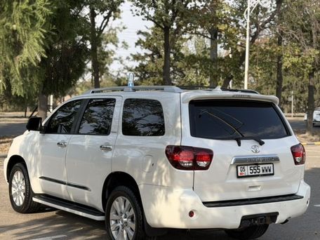 Toyota Sequoia, 2020 — 照片 4