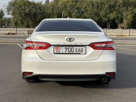 Toyota Camry, 2018 — photo 6