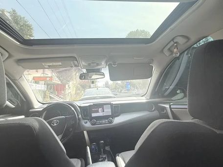 Toyota RAV4, 2017 — 照片 5