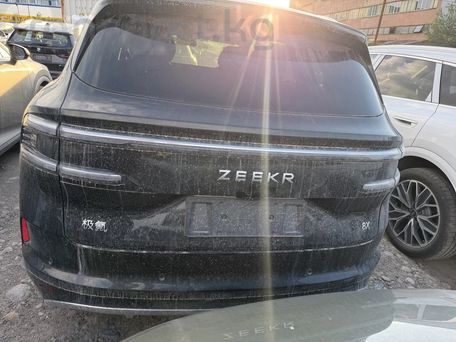 Zeekr 8X, 2026 — photo 4