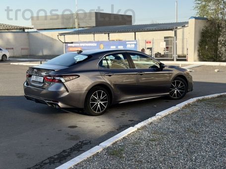 Toyota Camry, 2021 — photo 6