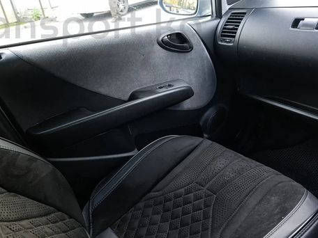 Honda Fit, 2003 — photo 3