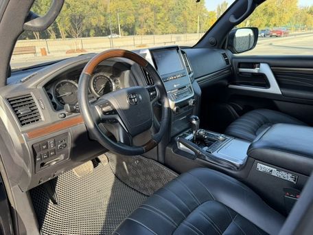 Toyota Land Cruiser, 2018 — photo 9