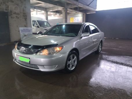 Toyota Camry, 2005 — 照片 2