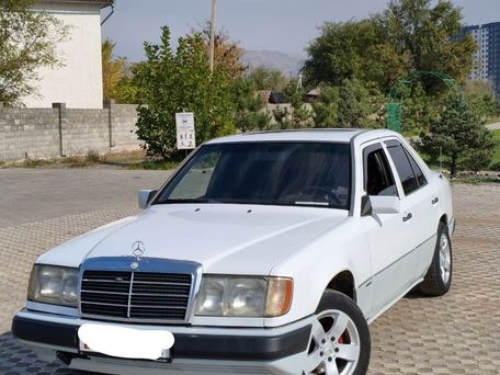 Mercedes-Benz W124, 1991 — 照片 1