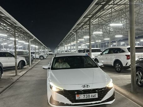 Hyundai Avante, 2022 — photo 2