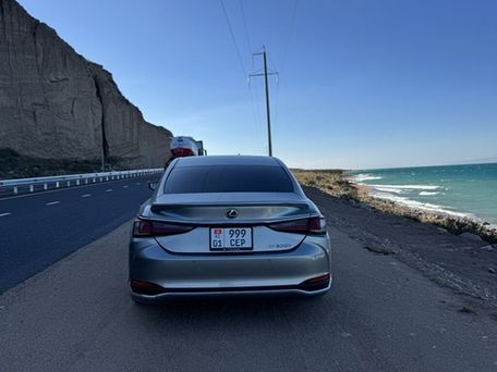 Lexus ES, 2019 — photo 3