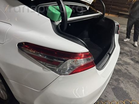 Toyota Camry, 2018 — сүрөт 12