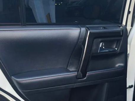 Toyota 4Runner, 2018 — фото 8