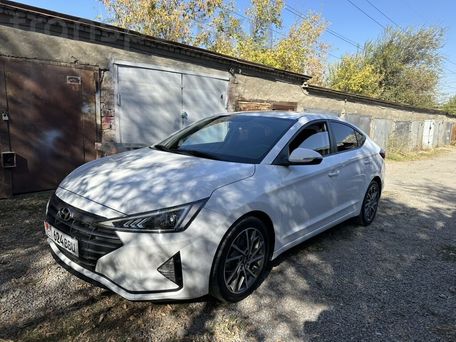 Hyundai Avante, 2019 — сүрөт 1