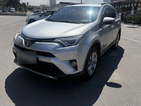 Toyota RAV4, 2018